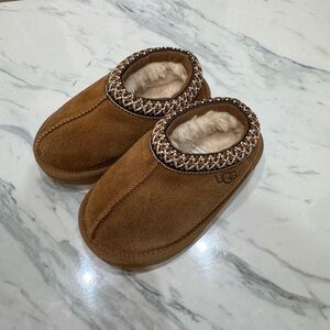UGG Kids Tan Slippers with Cozy Trim